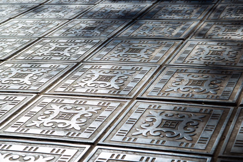 Изящные декоративные плиты с узорами в стиле ар-деко