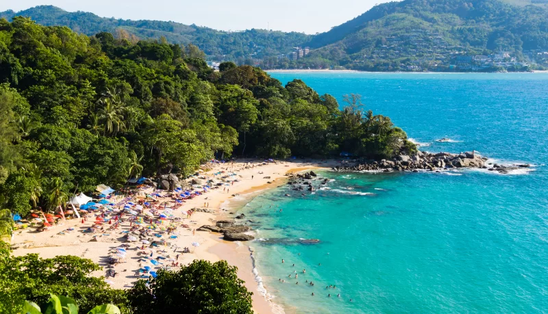 Аэрофотоснимок пляжа Камала в Таиланде