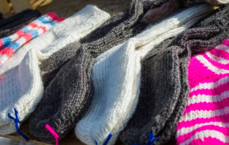 Вязаные носки ручной работы