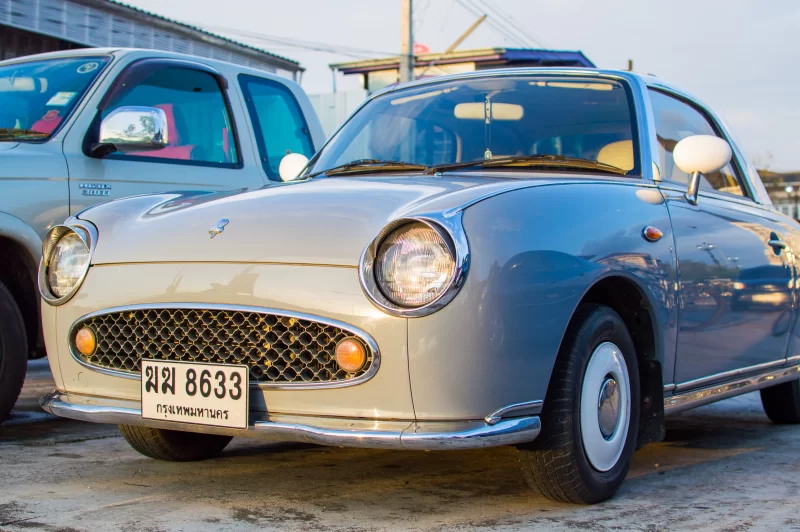 Винтажный Nissan Figaro в Таиланде