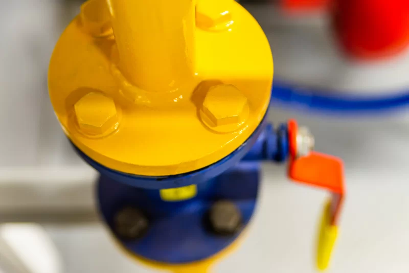 Крупный план промышленного клапана