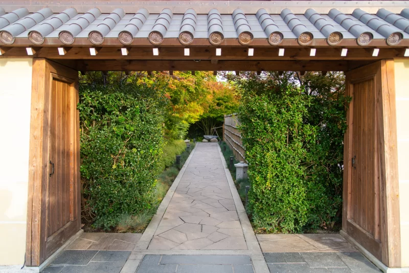 Ворота в японский сад