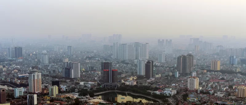 Городской пейзаж Ханоя в сумерках