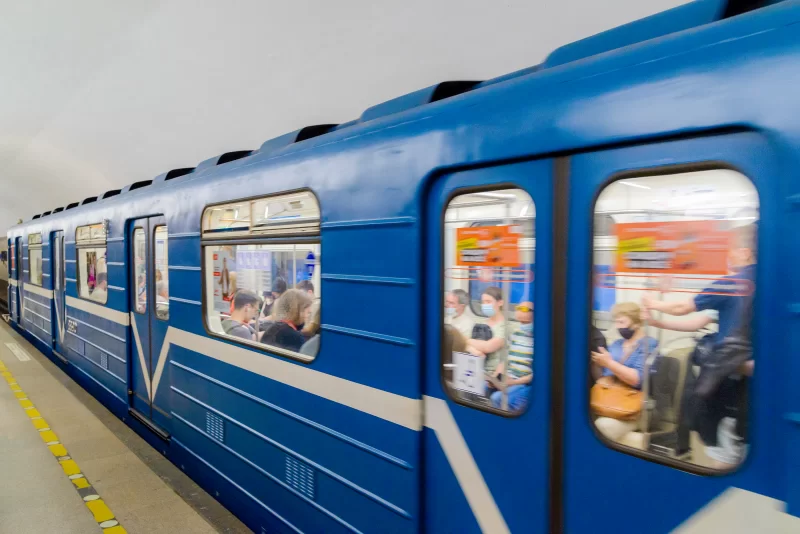 Метро подземный поезд метро