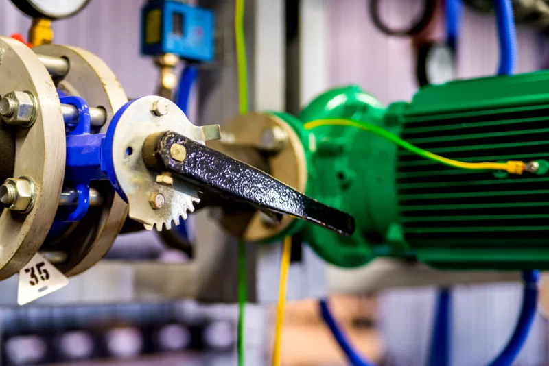 Industrial pump with valve