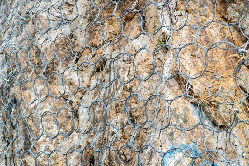 Камнезащитная сетка на адыгейской горе