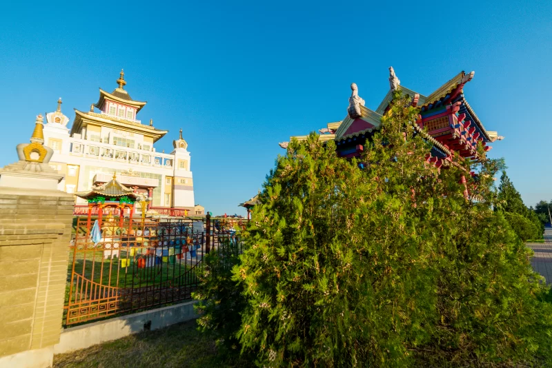 Бурхан Бакшин Альтан Суме в Элисты, Россия