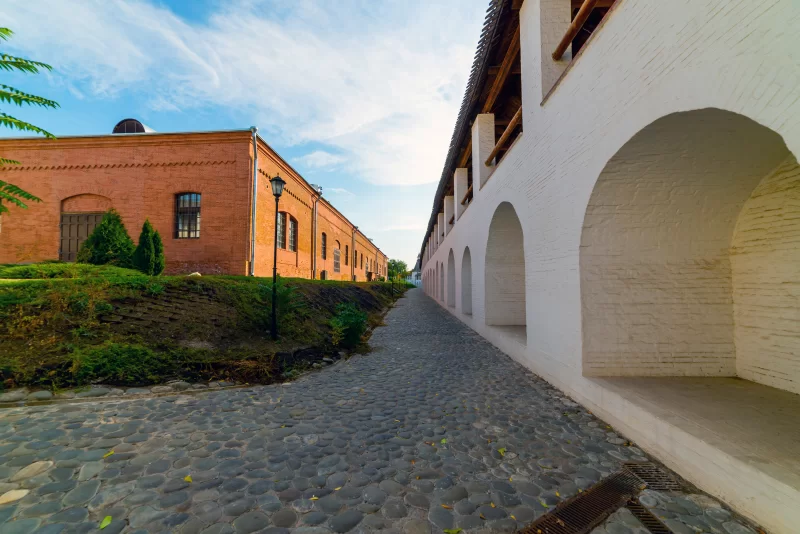 Историко-архитектурный комплекс Астраханский кремль