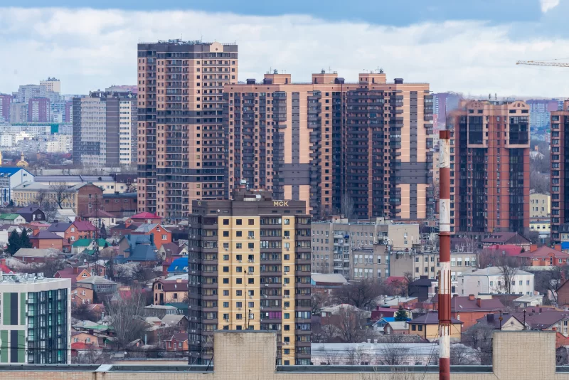 Панорама Ростова-на-Дону с высоты птичьего полета, вид на городскую застройку